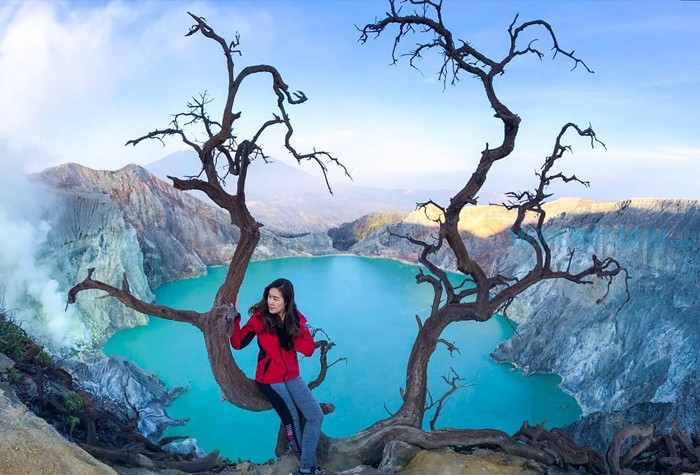 76568173879-kawahh_ijen